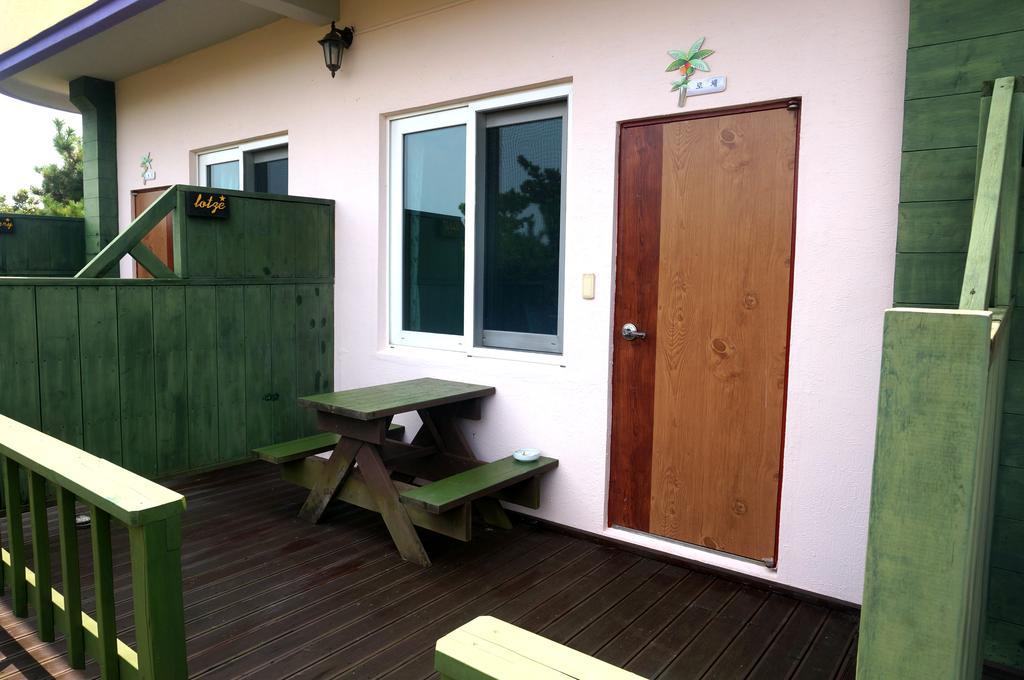 Nattrang Pension Jeju Exteriör bild