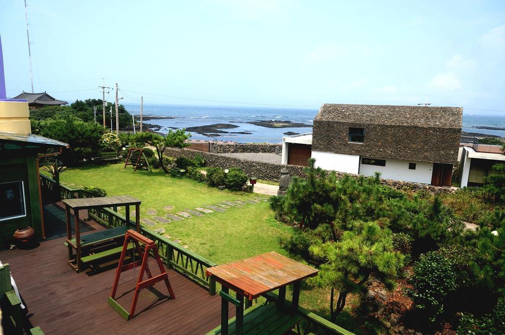 Nattrang Pension Jeju Exteriör bild